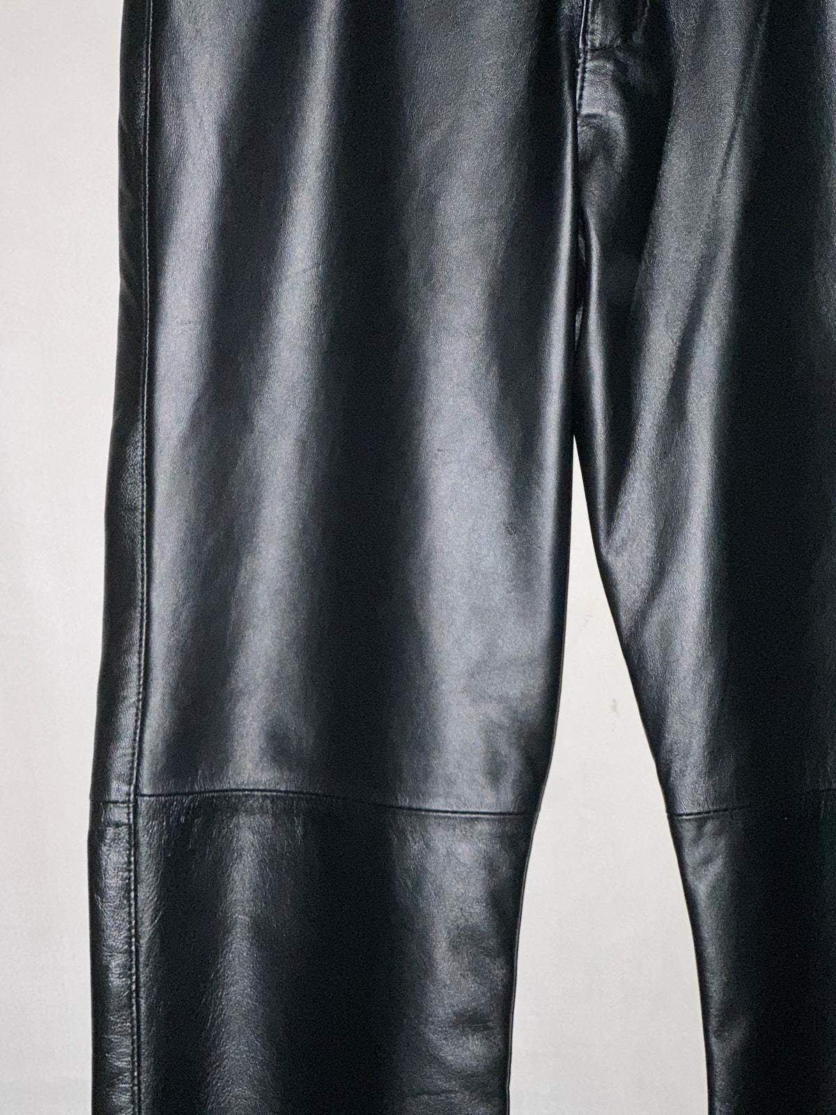 Black - #000000  